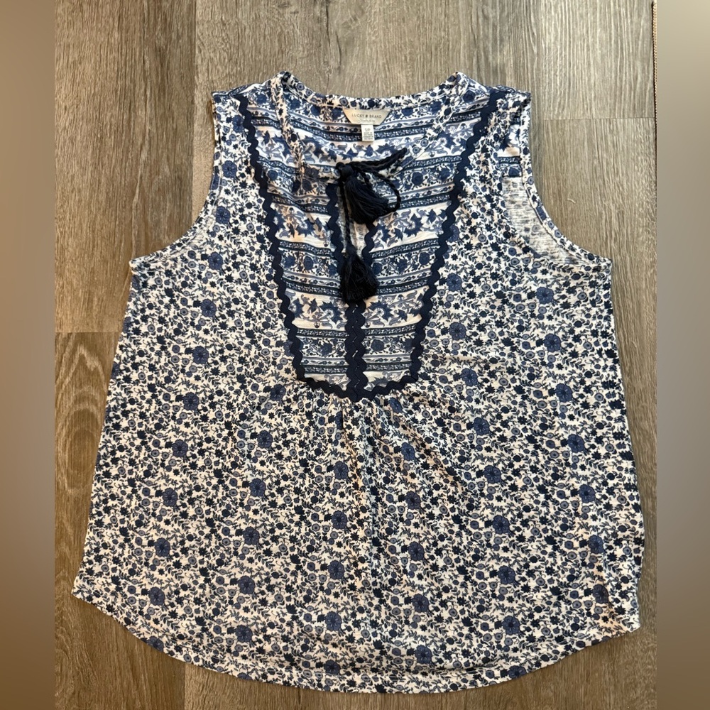 Lucky Brand Navy and White Floral Tassel Sleeveless Top